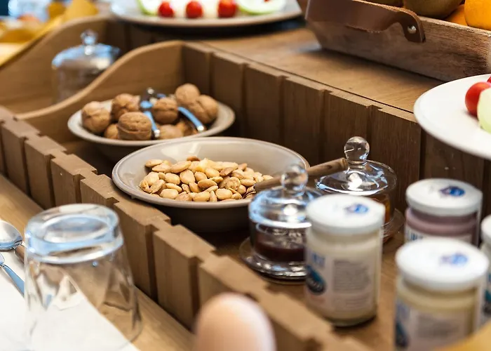 Al Pescatore - לינה וארוחת בוקר 4*